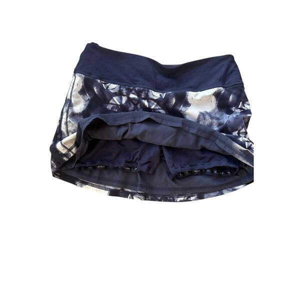 Lululemon Skort: Chase Me Inkblot White Indigo Blue, Skirt Shorts Women's 4, EUC - Picture 6 of 14